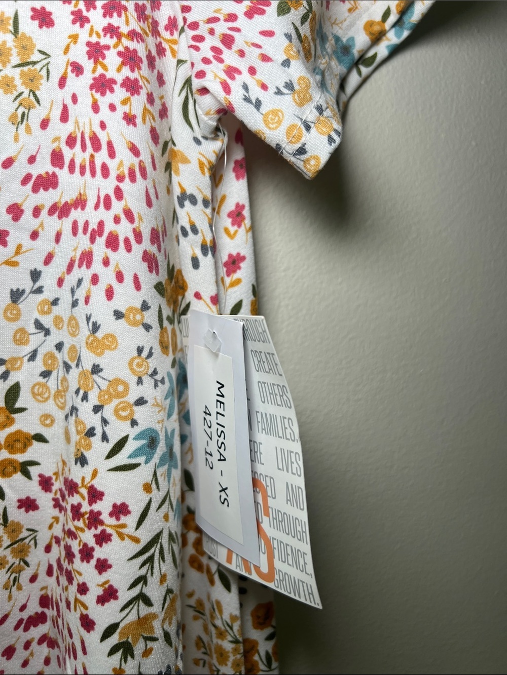 LuLaRoe Melissa White Floral Short Sleeve Top with Pink, Teal & Mustard Print - Picture 3 of 4